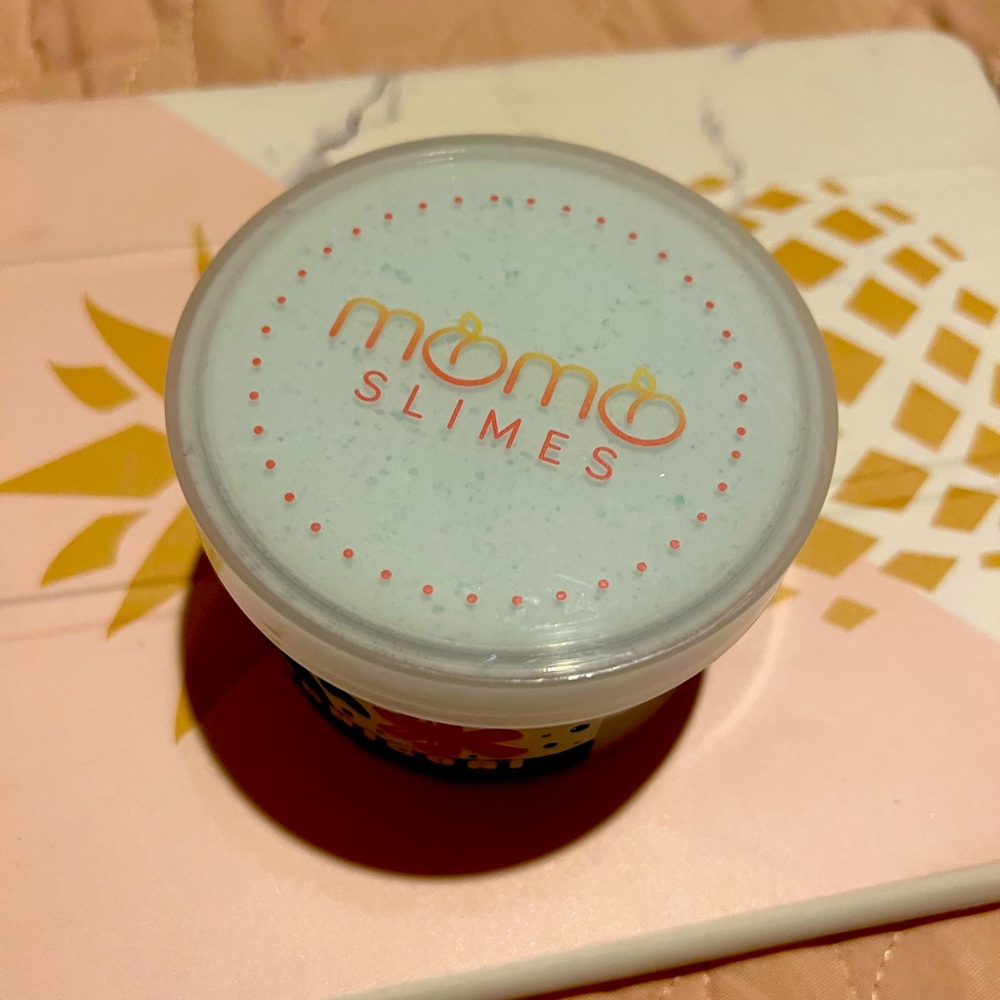 Momo slime karicori